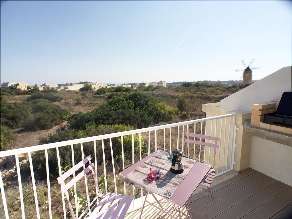 GozoWindmill Apartments Qala Camera foto